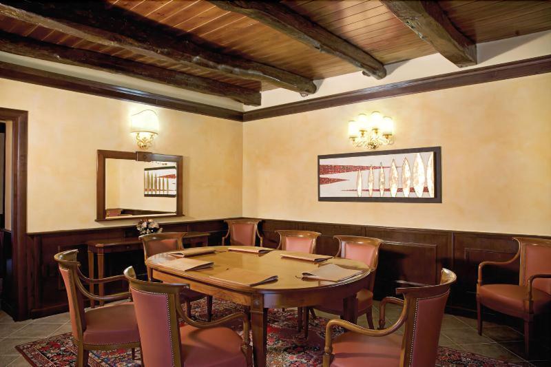 Hotel Palazzo Marzano Briatico Bagian luar foto